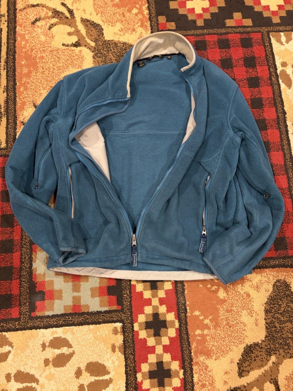 Men’s vintage Marmot fleece